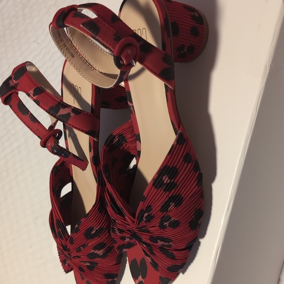 CAbi Siren Sandals - Picture 4 of 5